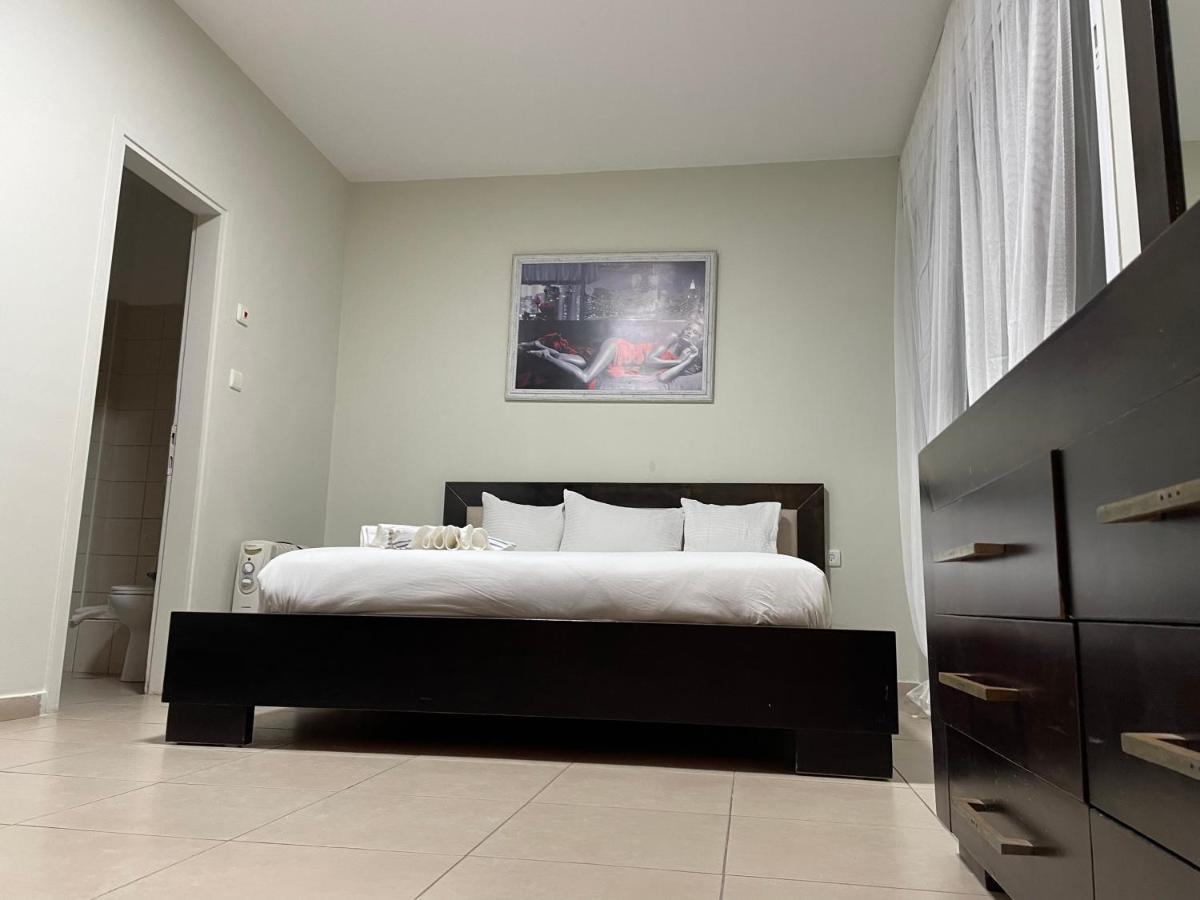 Isralux Apartments Bat Yam Exterior photo